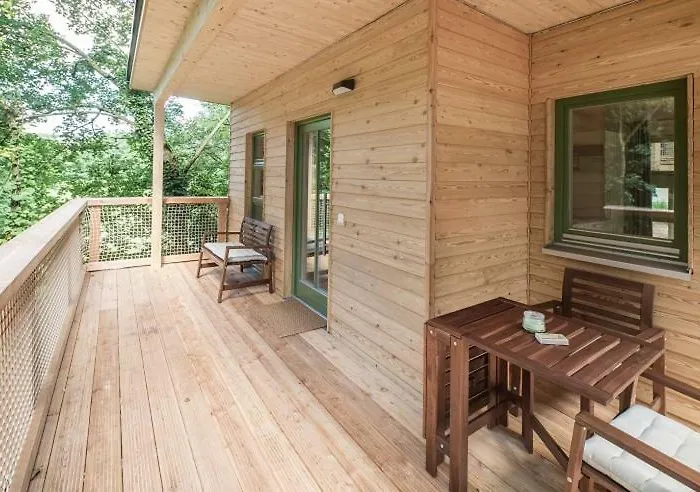 Mainbaumhaus * Lengfurt